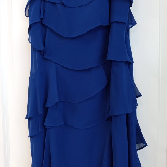 Calvin Klein Ruffle Tier Blue Party Dress. Size 10 - Picture 12 of 12